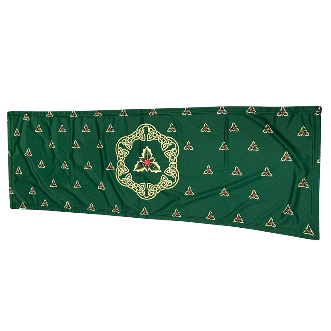 Celtic Knot Wreath & Holly Table Runner